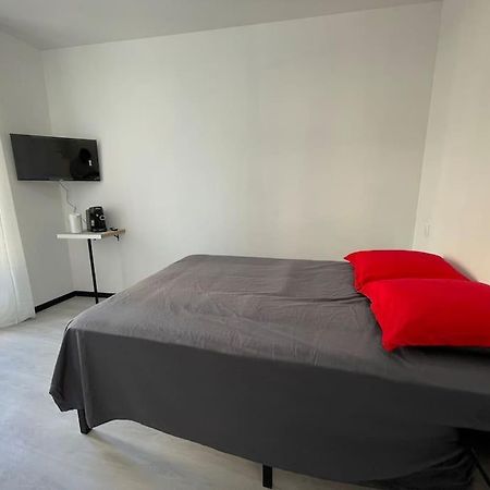 Studio A2 18M2 Cosy 5Minutes Gare Parking Gratuit Rue De La Mure رْوان المظهر الخارجي الصورة
