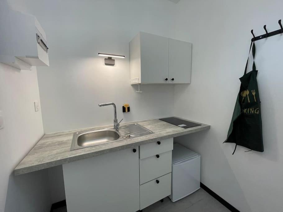 Studio A2 18M2 Cosy 5Minutes Gare Parking Gratuit Rue De La Mure رْوان المظهر الخارجي الصورة
