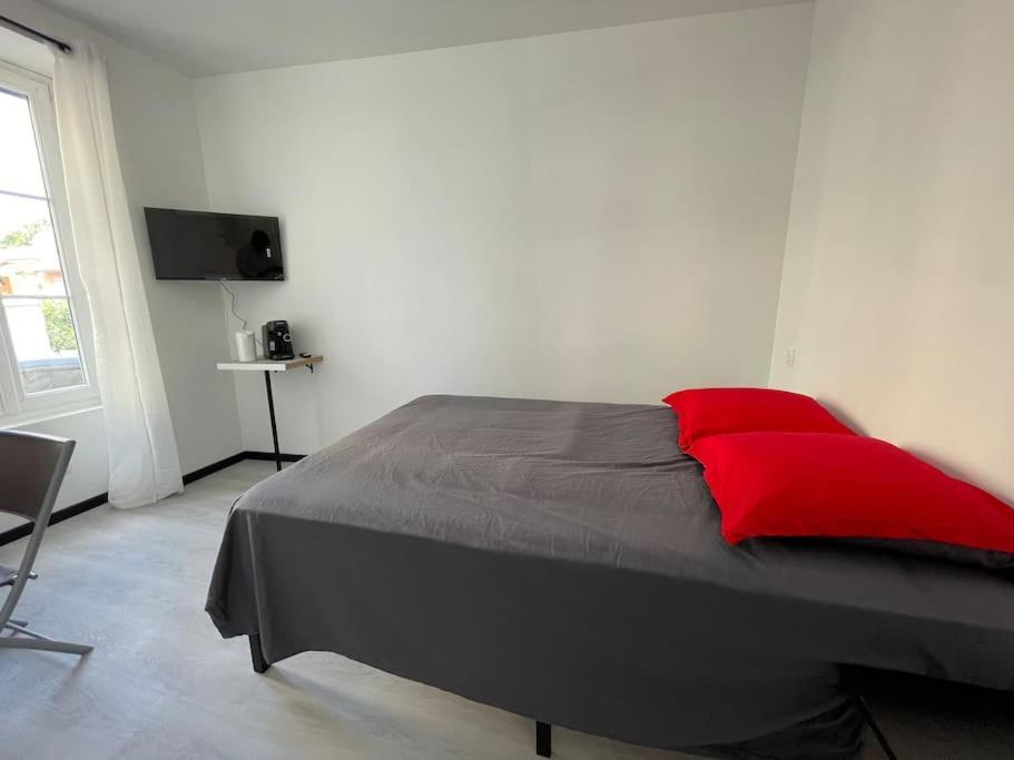 Studio A2 18M2 Cosy 5Minutes Gare Parking Gratuit Rue De La Mure رْوان المظهر الخارجي الصورة